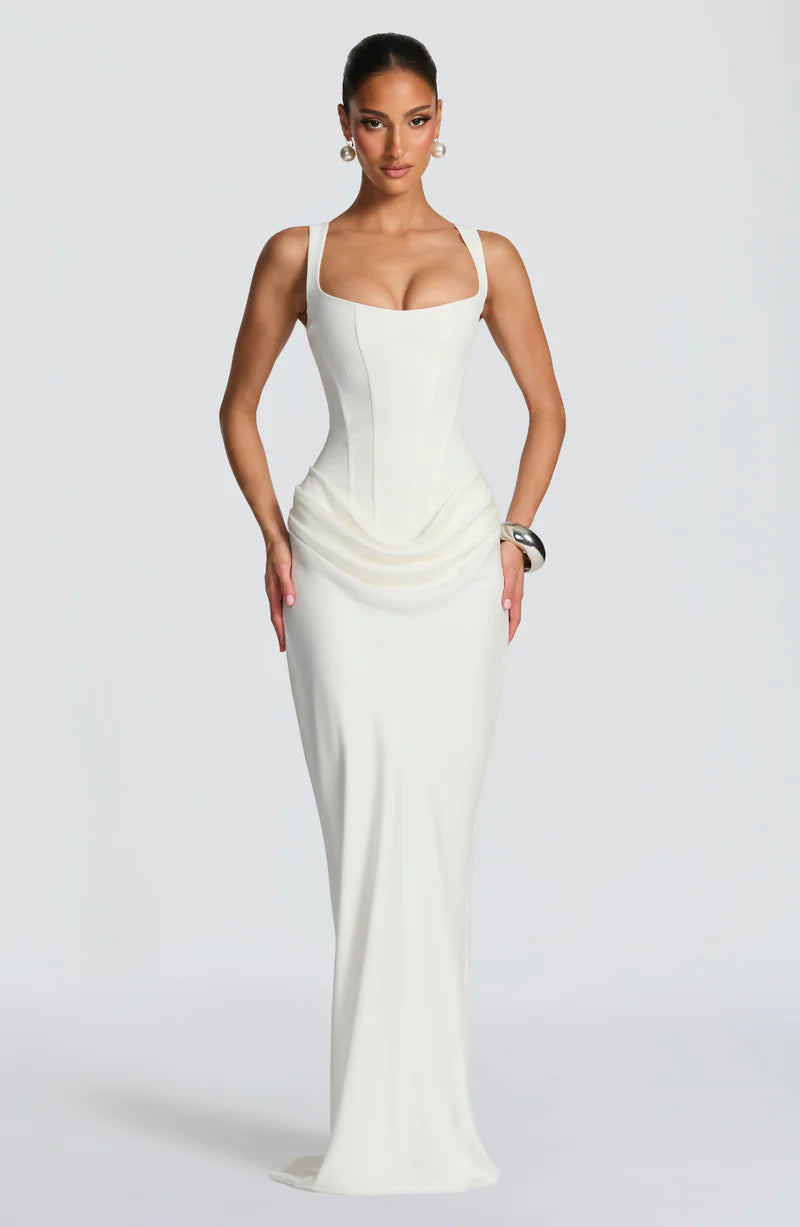 Hourglass Maxi Dress – Figure-Shaping Elegant Silhouette