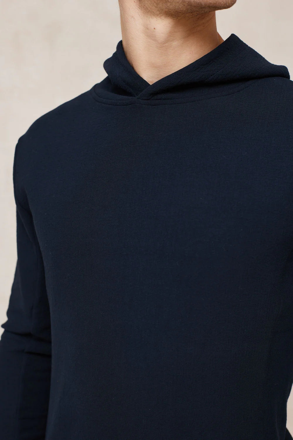 Zarco Crinkled Jersey Hoodie – Modern Lightweight Comfort Hoodie