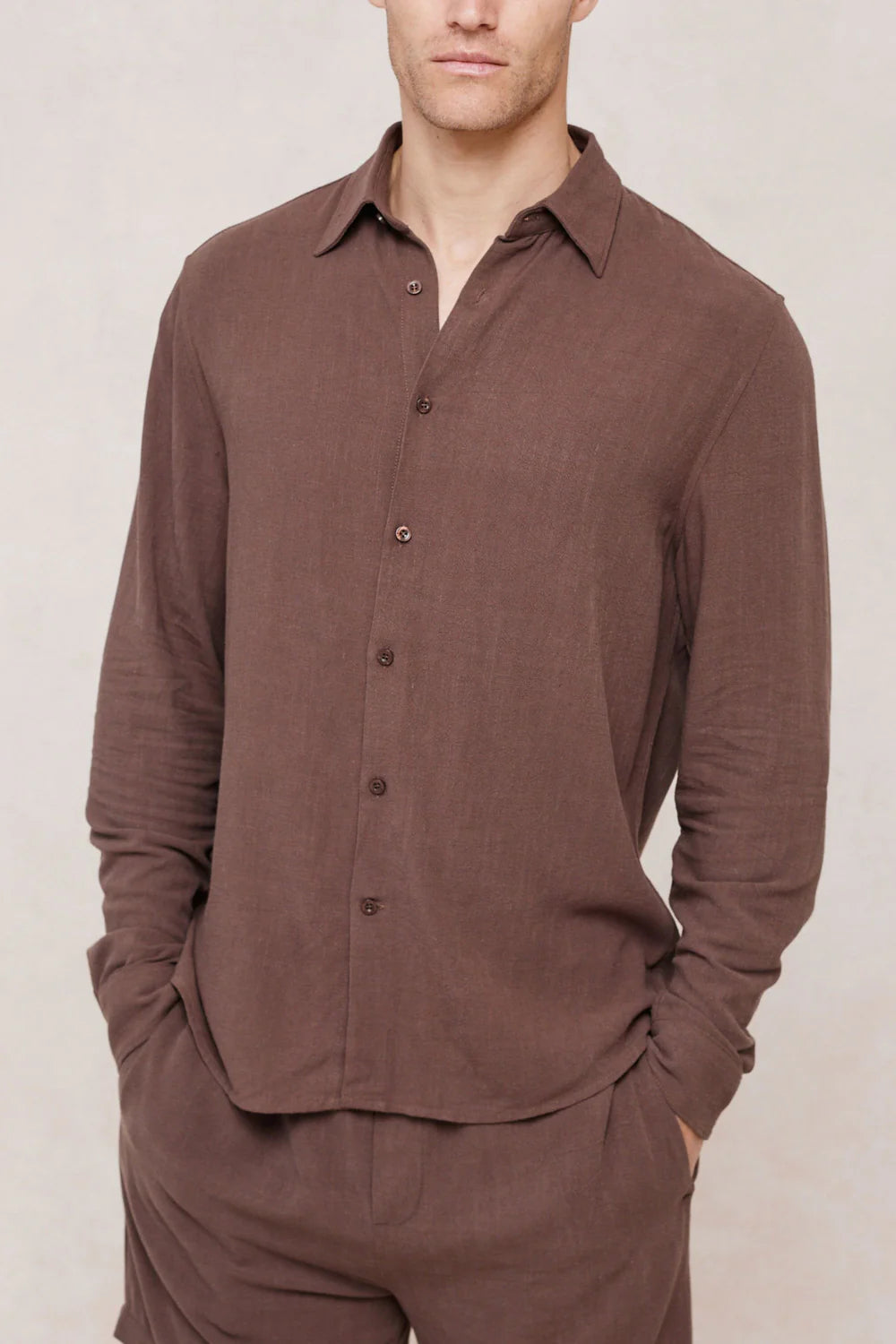 Linen Classic Collar Shirt – Long Sleeve Button-Up Style