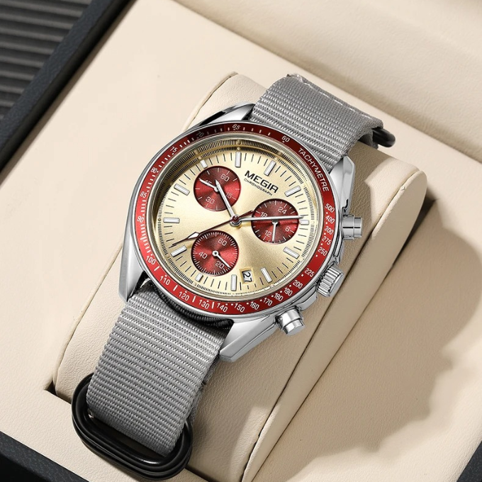 Altura Timepiece