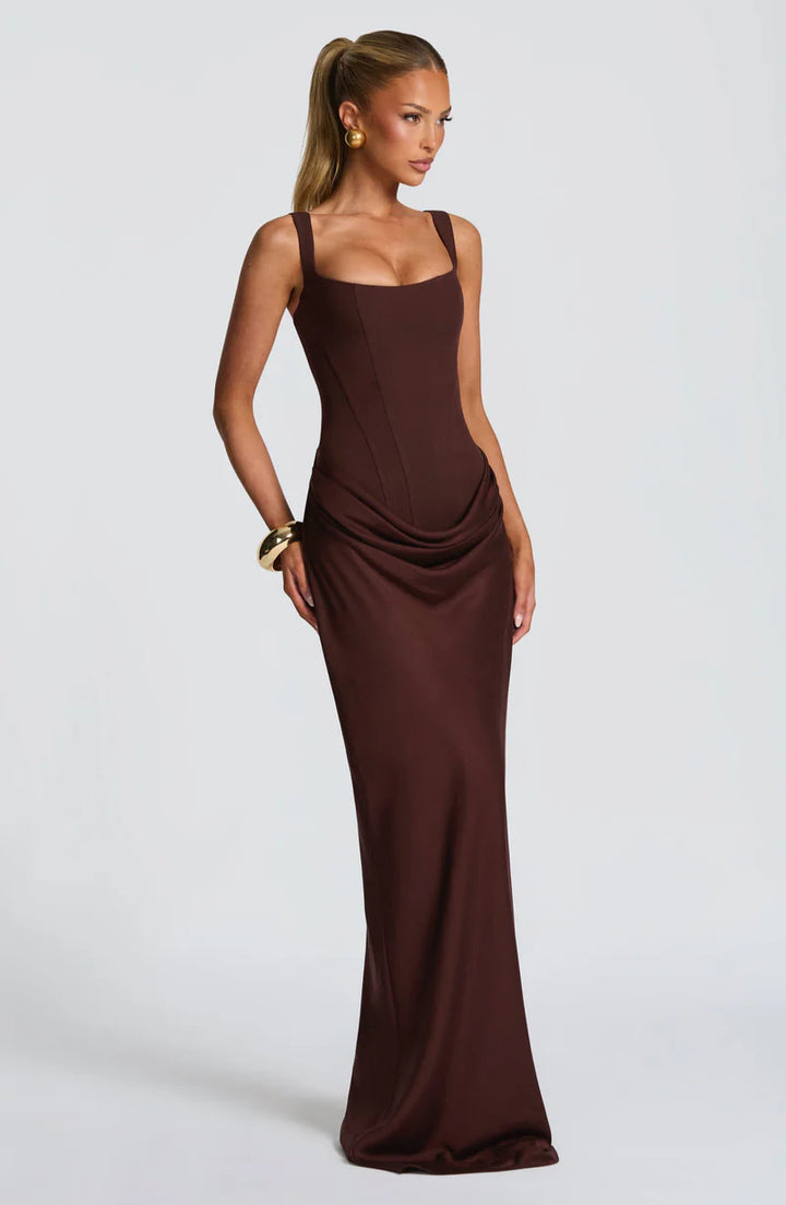 Hourglass Maxi Dress – Figure-Shaping Elegant Silhouette