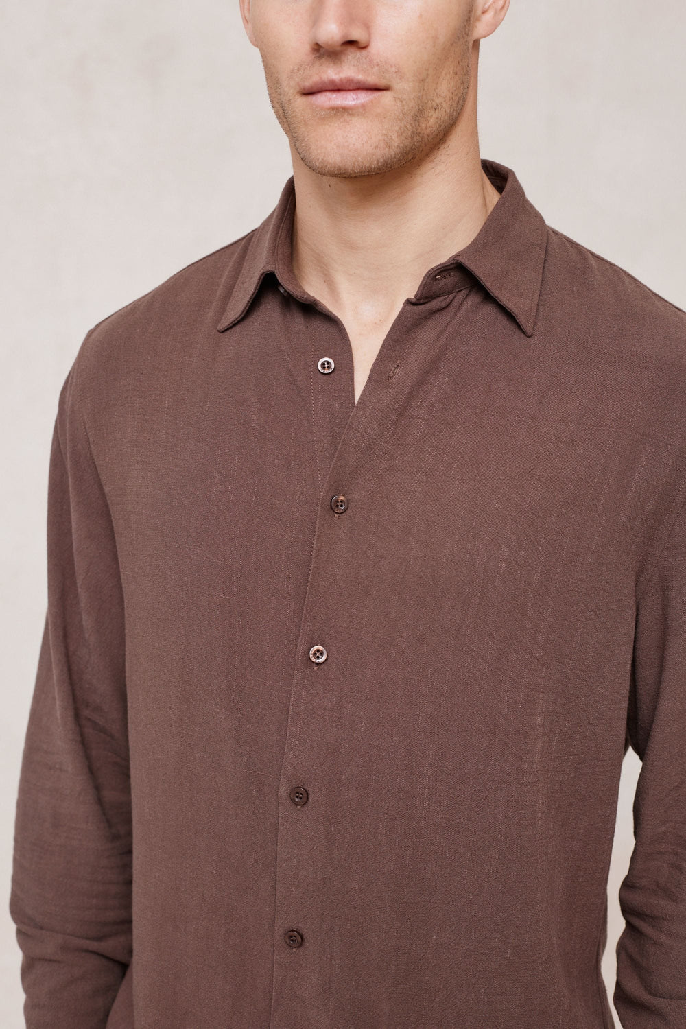 Linen Classic Collar Shirt – Long Sleeve Button-Up Style
