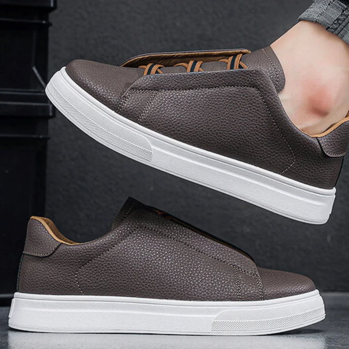 Leather Sneakers – Minimalist Low-Top Casual Shoes for Everyday Comfort
