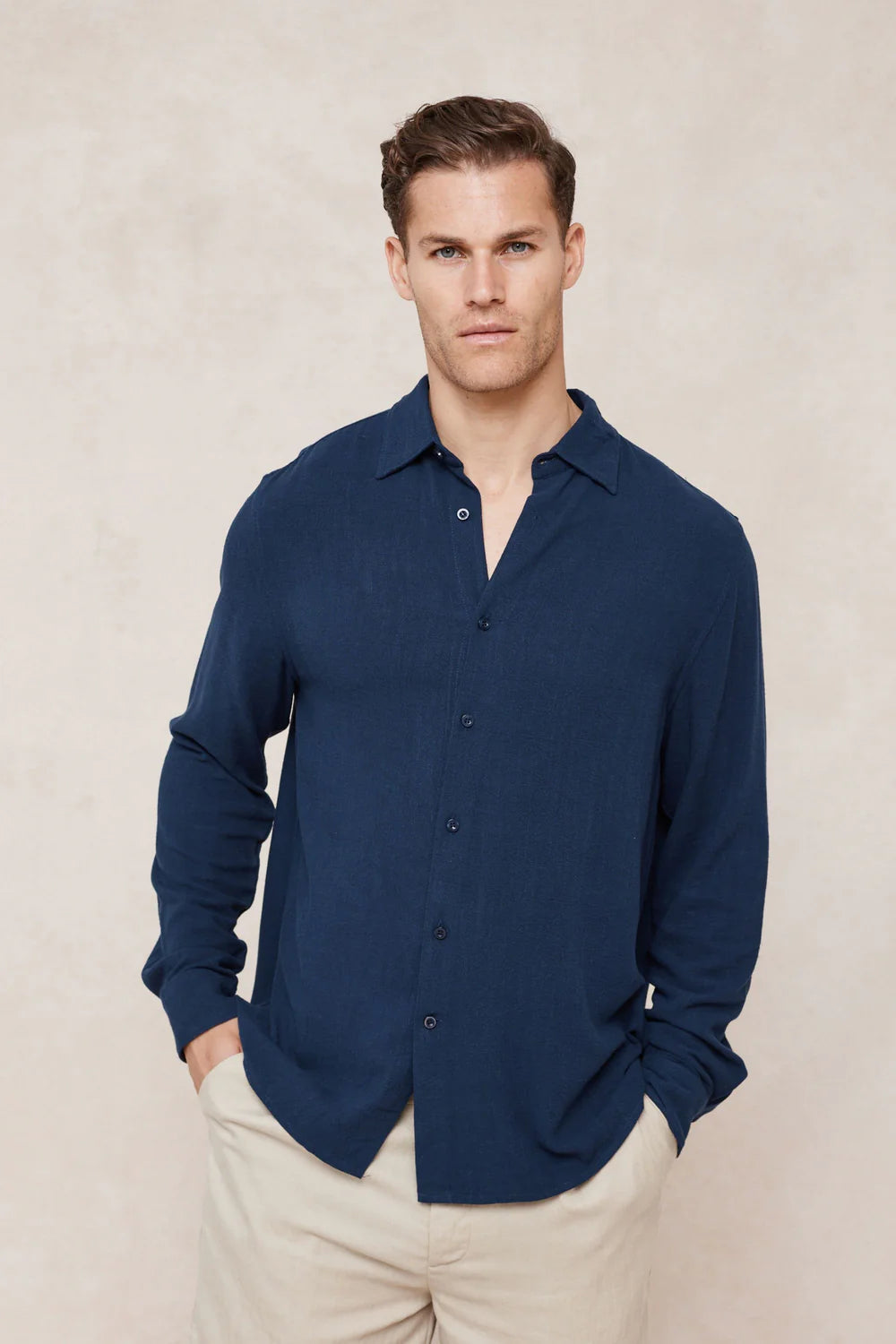 Linen Classic Collar Shirt – Long Sleeve Button-Up Style