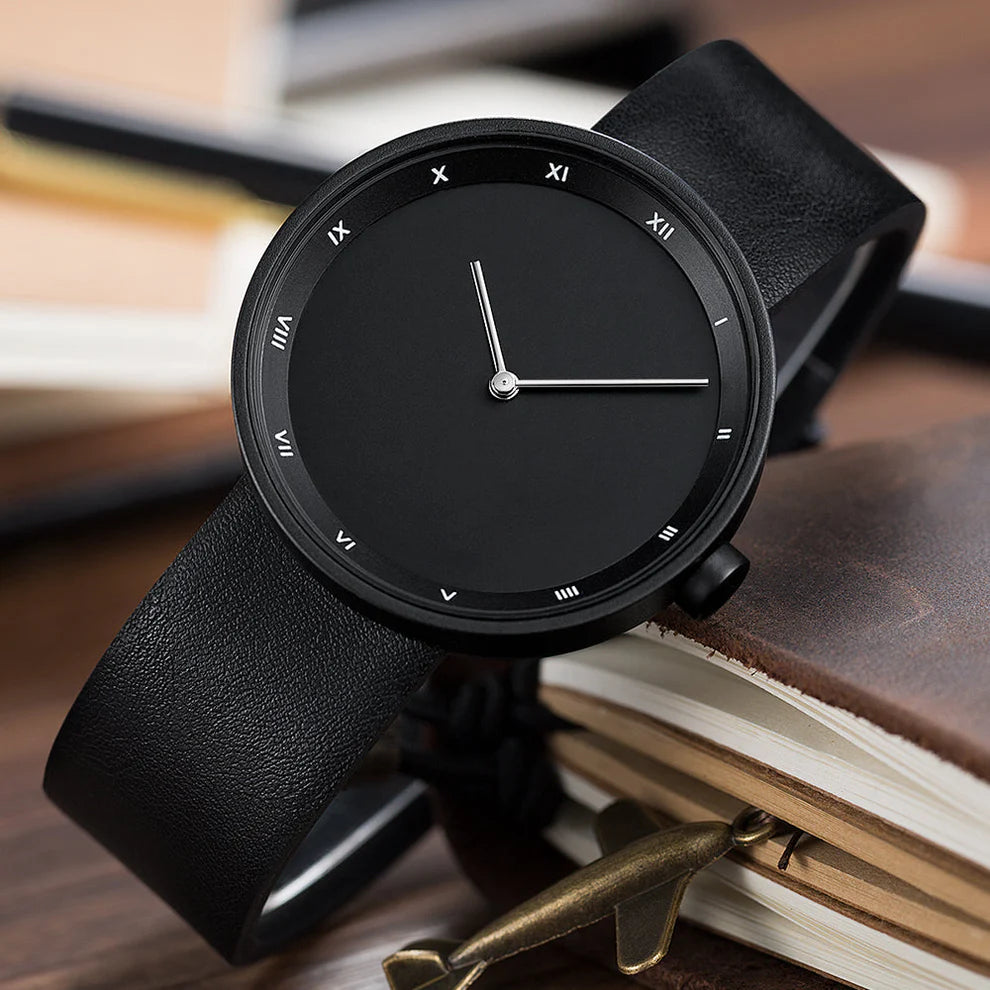 Minimalist Analog Wrist Watch – Clean Dial Leather Strap Design