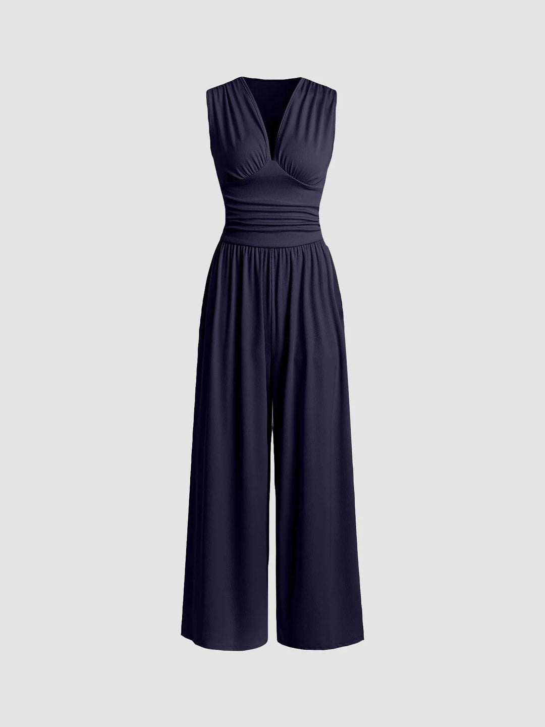 Chic Sleeveless Wide-Leg Jumpsuit – Flattering V-Neck Flowing Fit