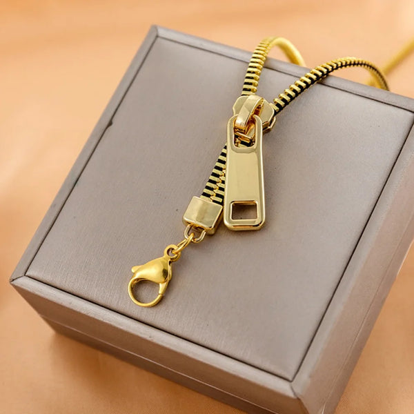 Zip Necklace – Minimalist Zipper Chain Jewelry for Modern Everyday Style