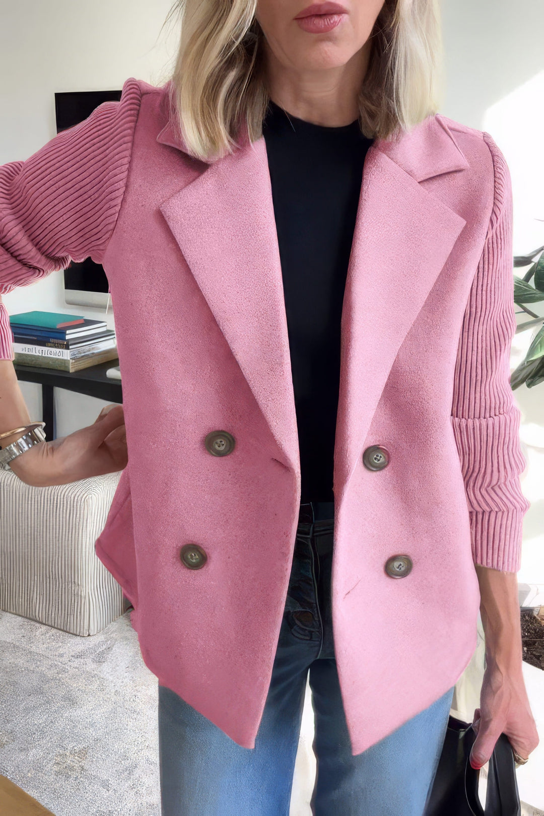 Evelyn | Chic Patchwork Sleeve Coat for a Stylish Look