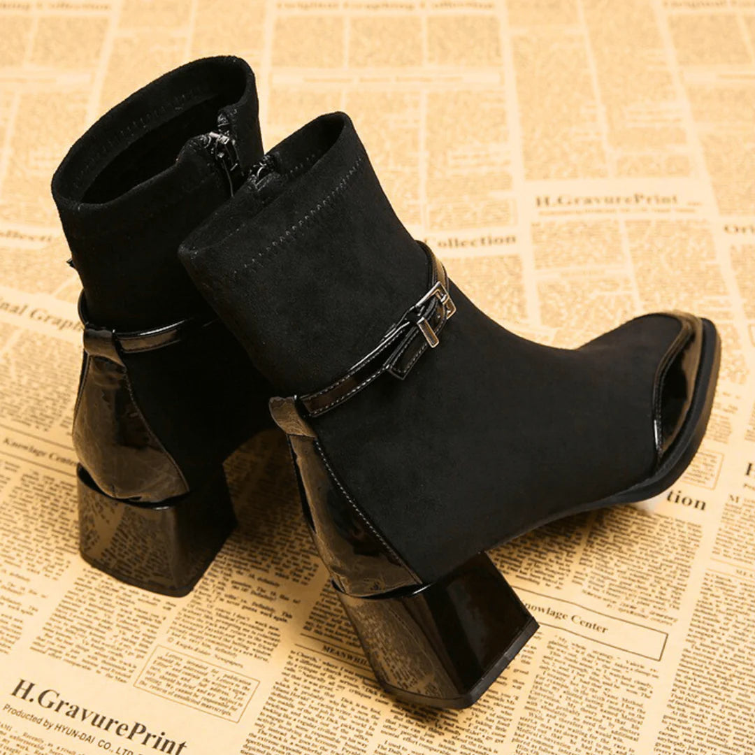 NoirVelle Avenoir Suede Ankle Boot